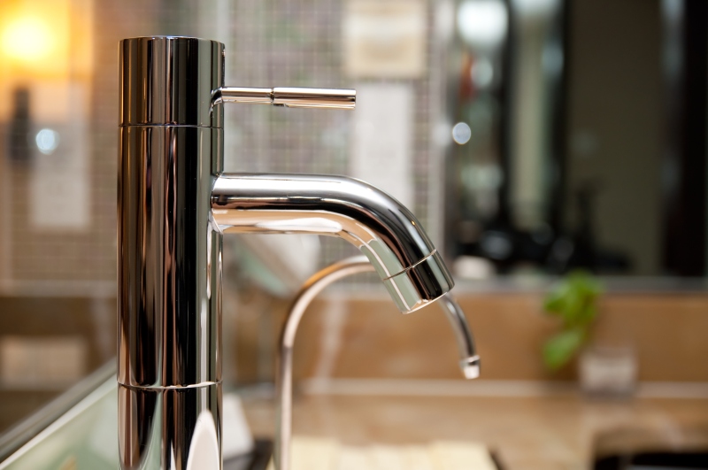 Sink Leaking Darenth